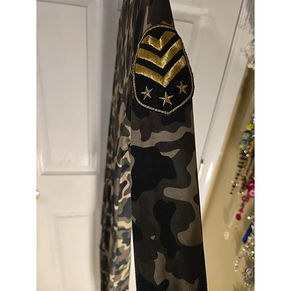 Spirit‎ Halloween Adult Camo Catsuit Costume Size Large